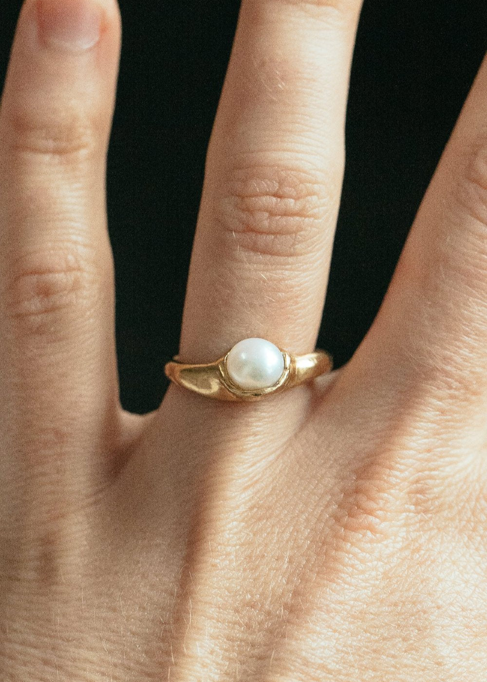 Classic Pearl Ring 01