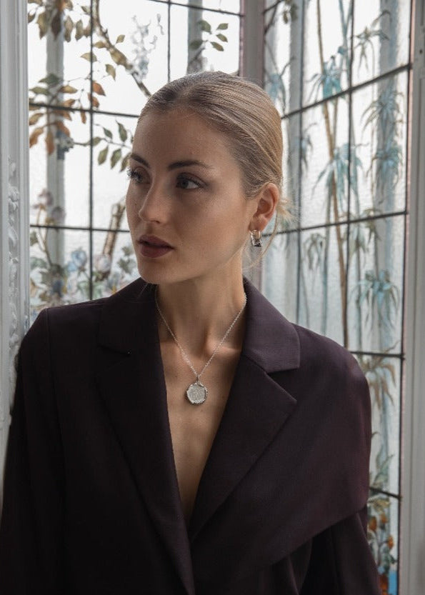 Classic Coin Necklace 01