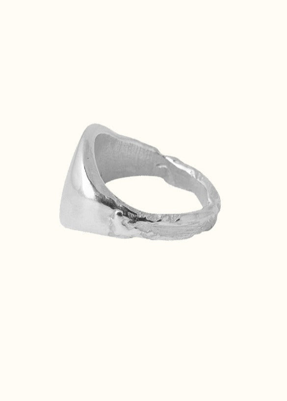 Classic Signet Ring 03